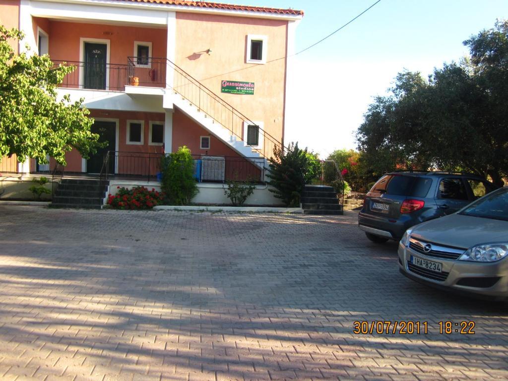 Gerasimoula Studios Трапезаки Стая снимка